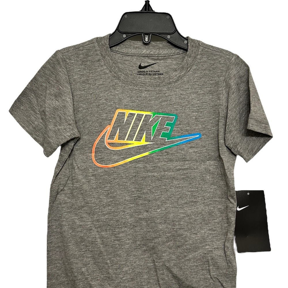 Nike Gray Short Sleeve Tee with Iconic Multicolored Logo